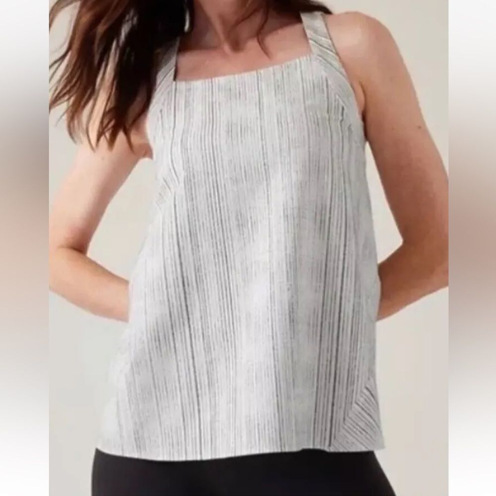 ATHLETA Women’s ARRIVAL TANK top shirtSize Medium AMARA STRIPE WHITE #587950 EUC